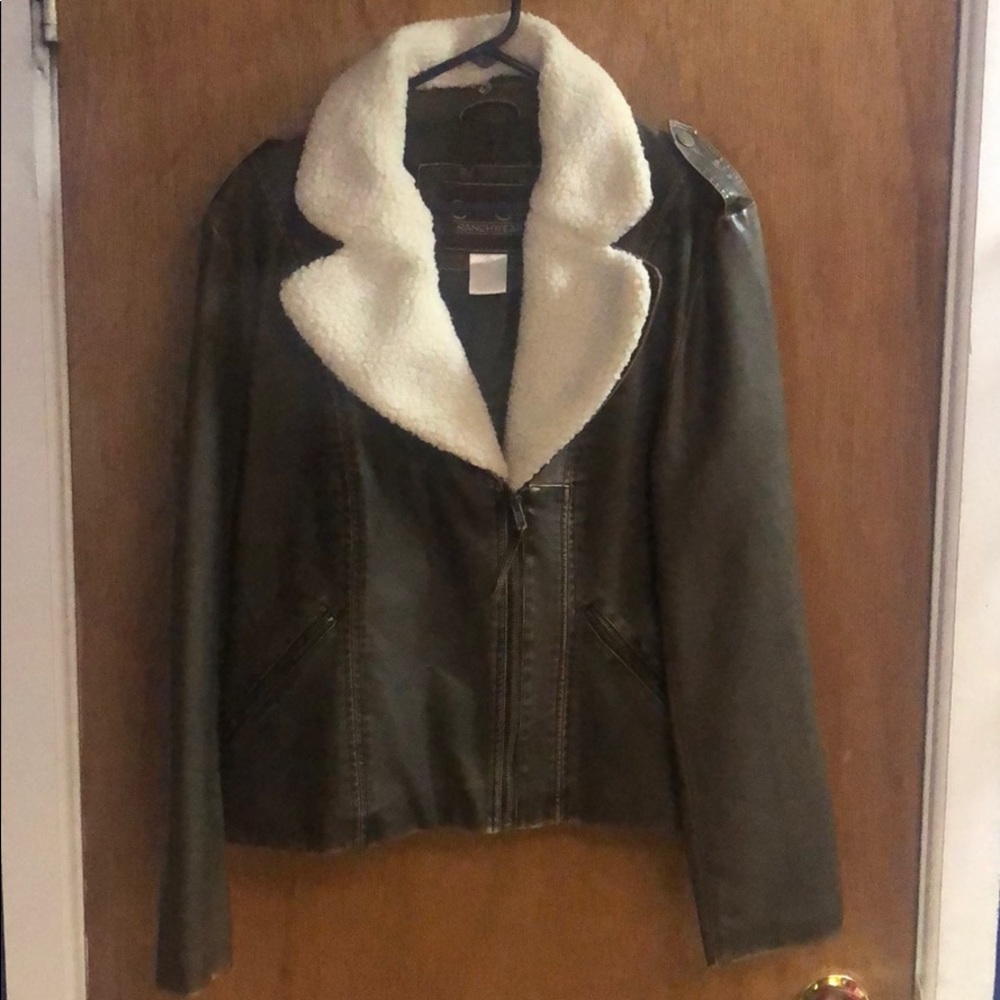 Cripple creek ranchwear Lg  Sherpa leather jacket